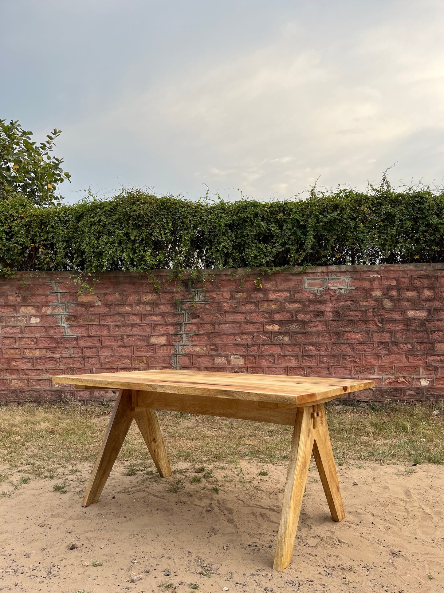 Clyde Dining Table