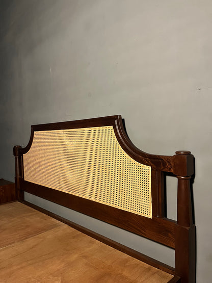 Noel Rattan Bed